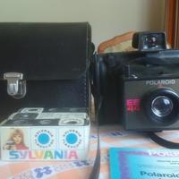 Polaroid con custodia