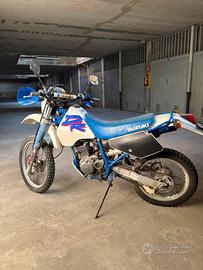 SUZUKI DR 350