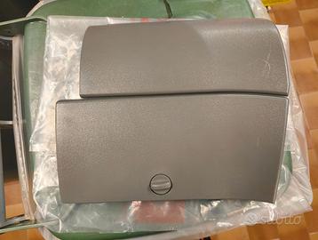 NUOVO SPORTELLO PORTAOGGETTI Daily II (2)