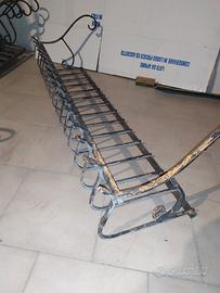 fioriere in ferro battuto da balcone 