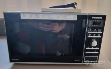 Forno microonde Panasonic
