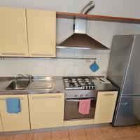 Cucina Snaidero con top in acciaio