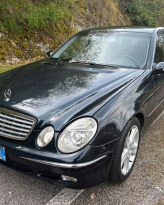 Mercedes e 220 cdi