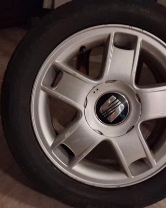 Cerchi in lega più gomme