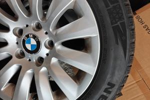 gomme con cerchi 205 55 16