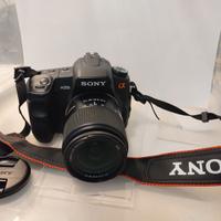 SONY  Alpha 200