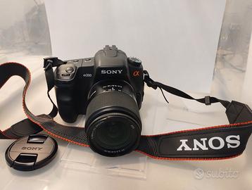 SONY  Alpha 200