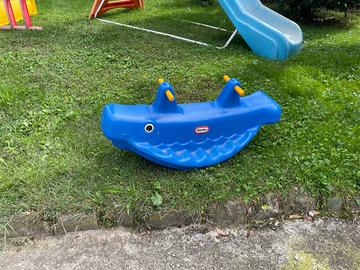 Dondolo balena Little Tikes