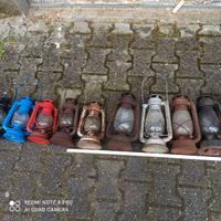 Vecchi lampari a petrolio depoca per carri