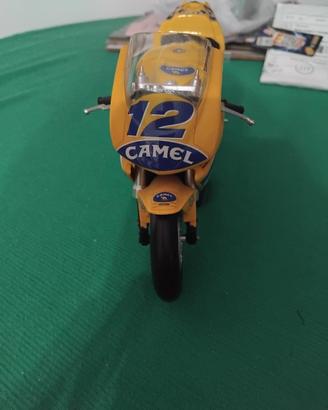 modellino motogp Honda camel