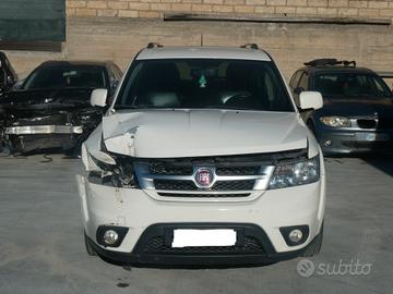 Ricambi usati per FIAT FREEMONT 2.0 MULTIJET 2013