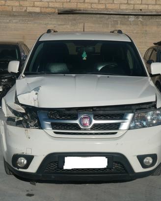 Ricambi usati per FIAT FREEMONT 2.0 MULTIJET 2013