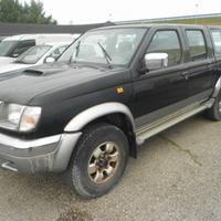 NISSAN Navara DOUBLE CAB