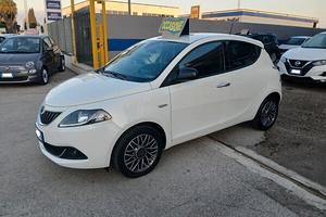 LANCIA YPSILON 1.0 FireFly S&S 69 CV HYBRID GOLD P