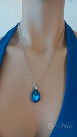 Collana acciaio nuova con ciondolo blu luccicante 