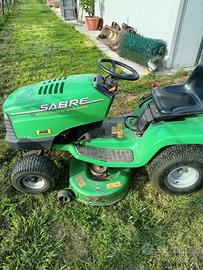 trattorino tagliaerba 