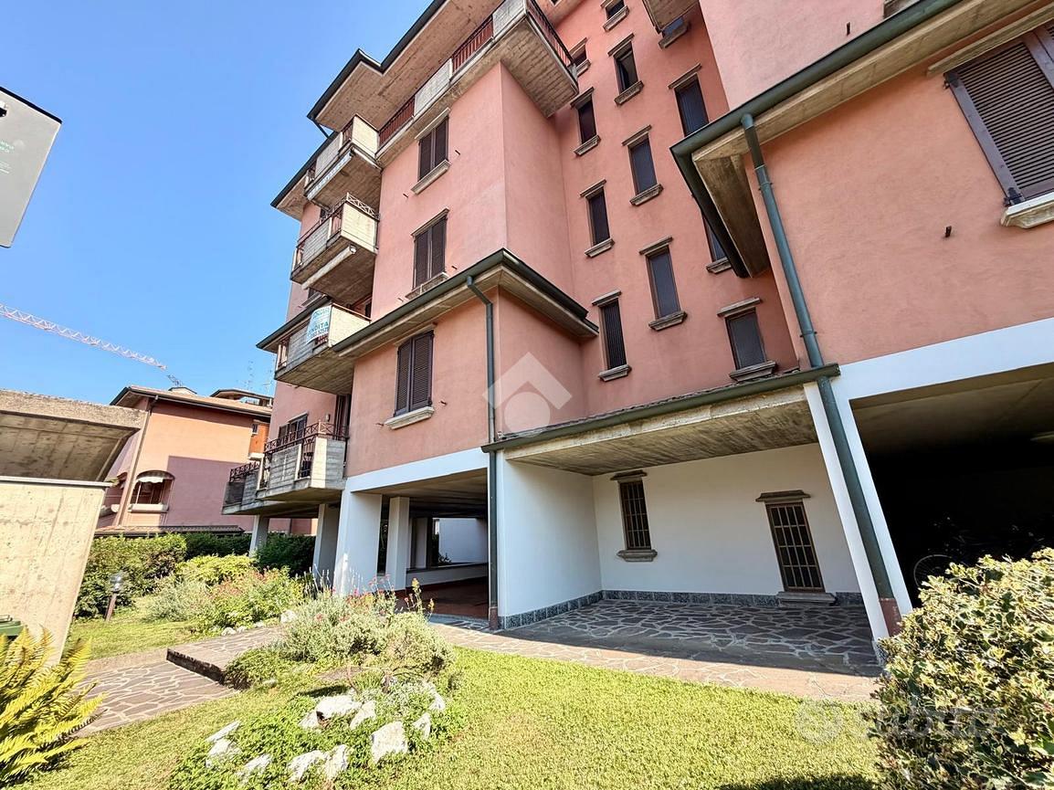 3 LOCALI A CARAVAGGIO - Vista 5