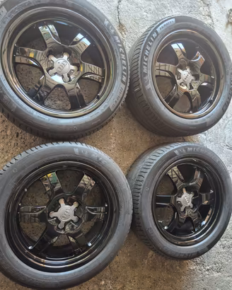cerchi 17 audi A4 con gomme estive 