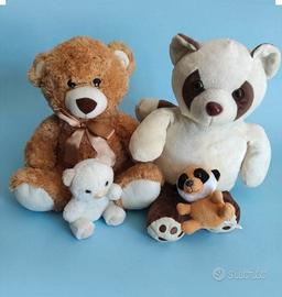Orsi di peluche