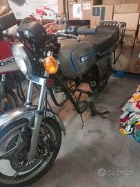 suzuki gs 1000g