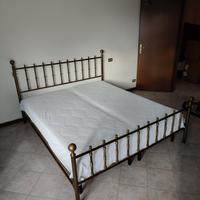 Struttura letto in ottone