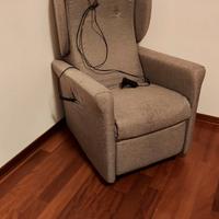 Poltrona reclinabile 2 motori con roller