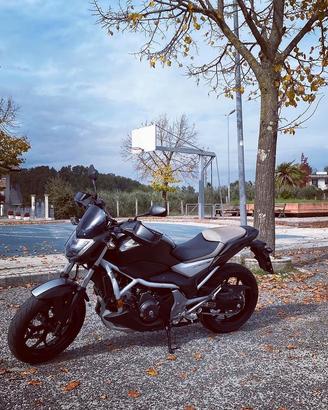 Moto  Honda nc750s abs dct automatica
