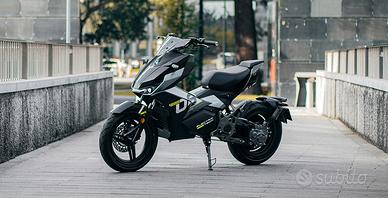 Scooter Elettrico 125 Felo FW06 | Tipo NIU Silence