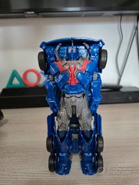 giocattolo transformer 