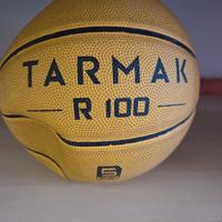 2 palloni da basket + pompa aria