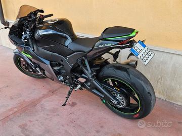 kawasaki zx10r  se