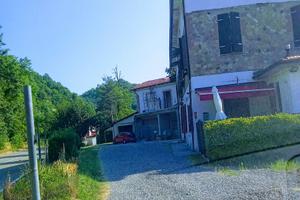 Privato vende appartamento Varano de melegari