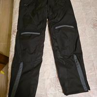 Pantaloni 3 strati dainese tempest impermeabili.