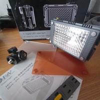 HDVq F&V Z96 Pannello luce 96 led batteria