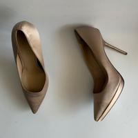 Dècolletè Burberry in raso color carne