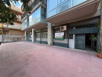 Immobile di 310 m² a Palermo