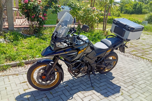 Suzuki V-Strom 1050, modello XT