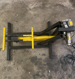 Sollevatore elettrico per vespa