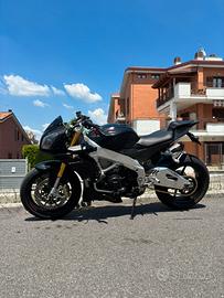 Aprilia tuono v4 APRC