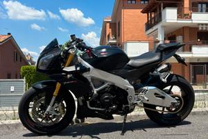 Aprilia tuono v4 APRC