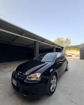 Volkswagen Golf 2.0 TDI DPF 4mot. 5p. GT Sport