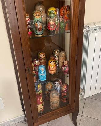 vetrinetta con matriosche