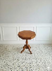 Tavolino ottagonale intarsiato cassetto segreto