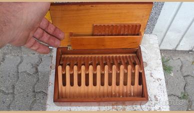 Cassettina di decoro con espositore