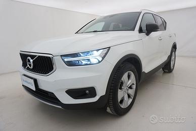 Volvo XC40 B4 Momentum Pro AWD Geartronic BR714793