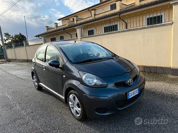 toyota aygo 5 porte