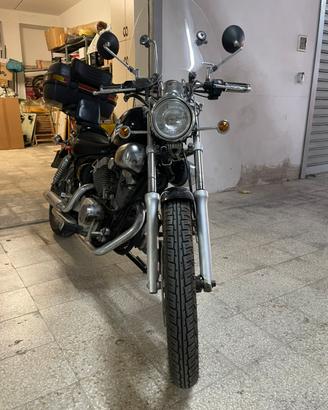 Yamaha Virago XV 2 cilindri . Anno 1992