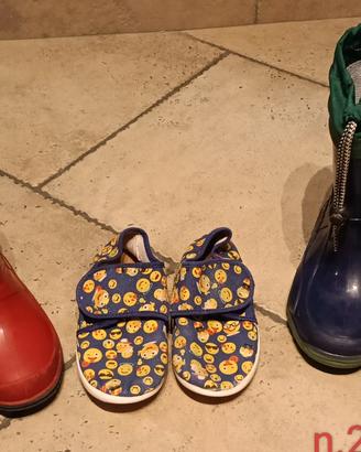 stivali e scarpette per asilo bambino Num 27