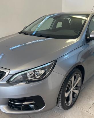 Peugeot 308 1.5 130 CV BlueHDi GT Line 106.00 KM! 