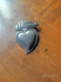 Spilla Sacro Cuore Ex-Voto Zama Patinata